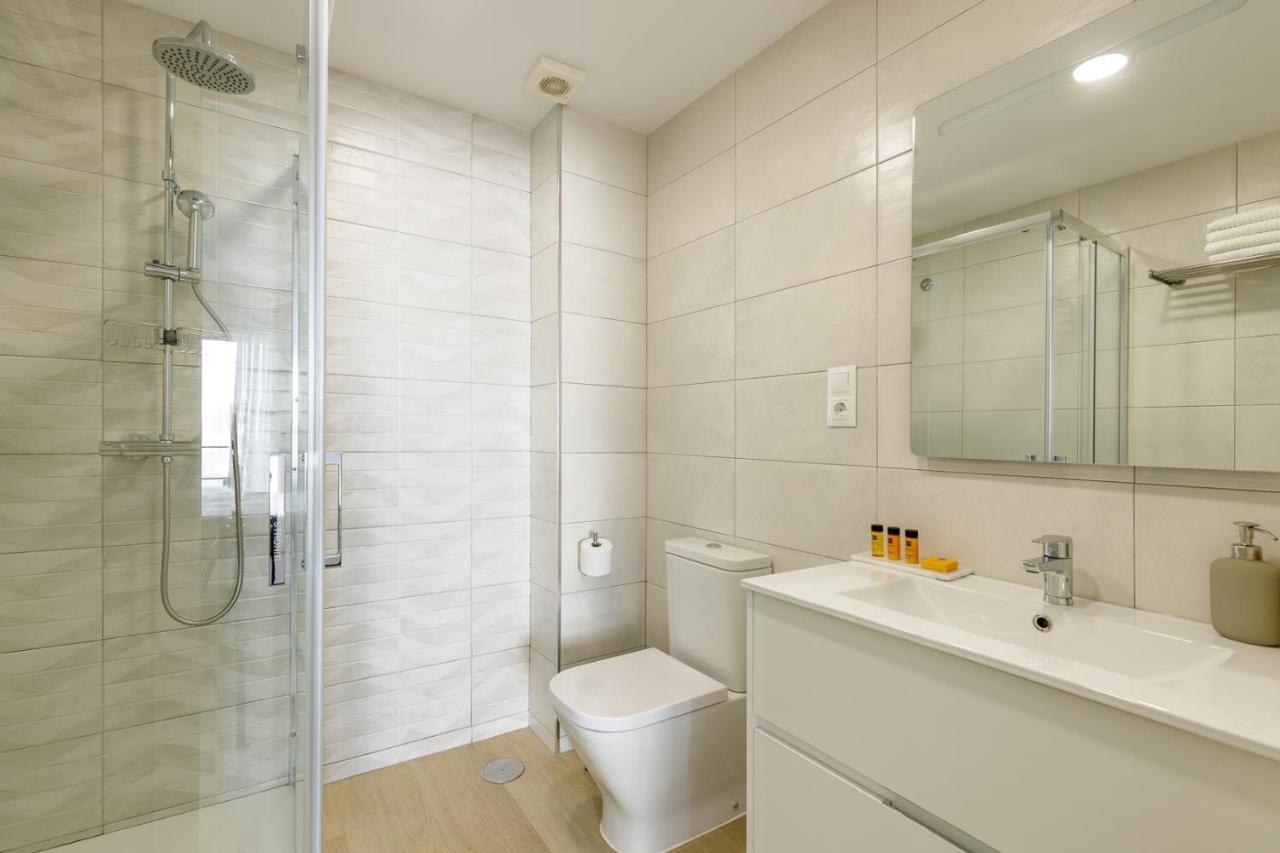 Spacious & Quiet Apartment By Hellomalaga - Azahar Málaga Exterior foto